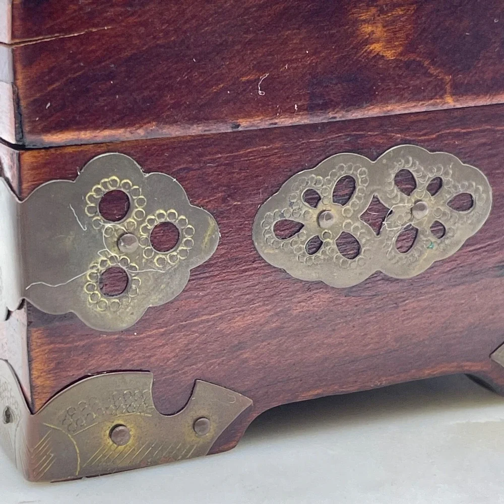 Vintage Chinese Carved Inlay Jewelry Box Shanghai Blue Silk Wooden‎